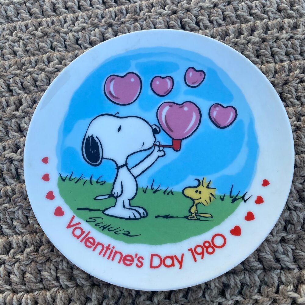 Vintage 1980 Schmid Peanuts Snoopy Valentine’s Day Collector Plate with Box